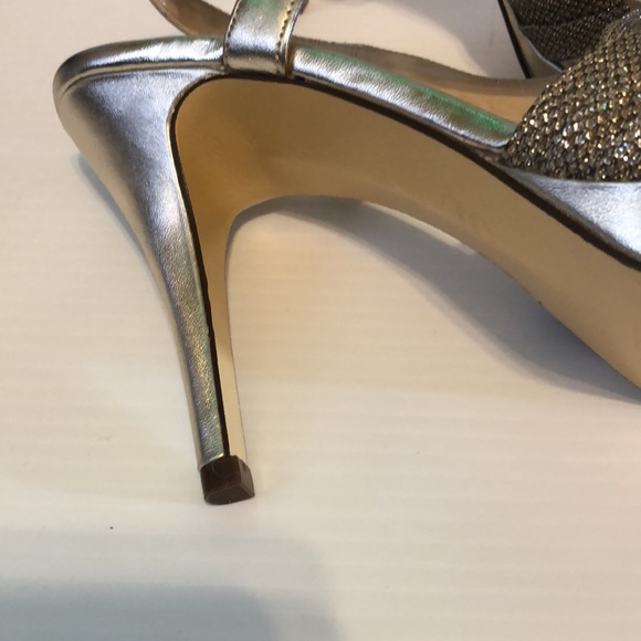 Gold heels with a silver sparkle Sz 8.5 - Picture 9 of 14